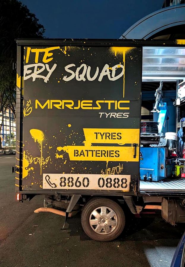 Mrrjestic Tyres recovery truck responding to a night-time call-out